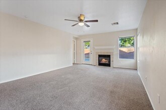 9632 Marigny Ct in Las Vegas, NV - Building Photo - Building Photo