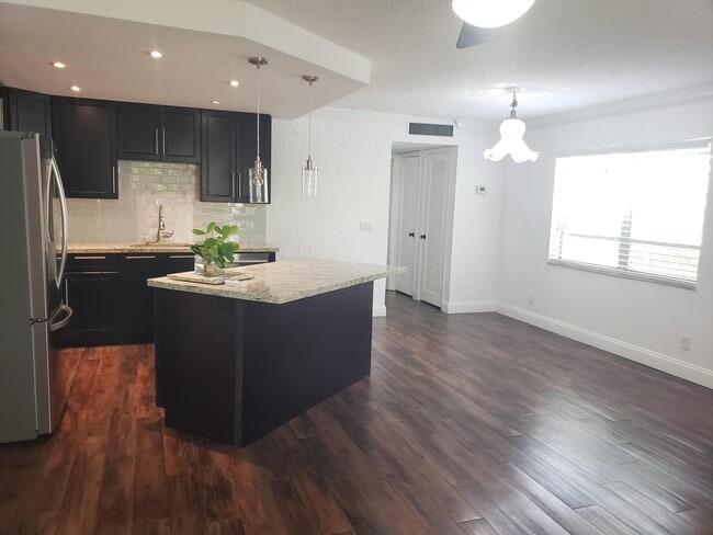 695 Normandy O in Delray Beach, FL - Building Photo - Building Photo