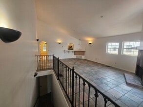 1649 Sargent Pl in Los Angeles, CA - Building Photo - Building Photo