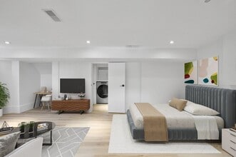 Bachelor Apartment in Coveted Humewood Dis in Toronto, ON - Building Photo - Building Photo