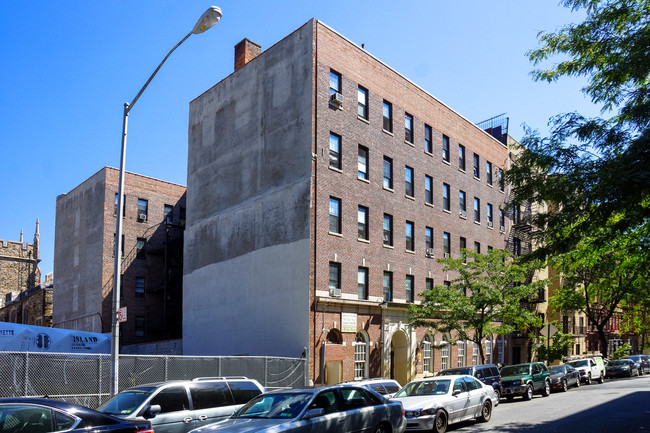 175-179 W 137th St in New York, NY - Building Photo - Building Photo