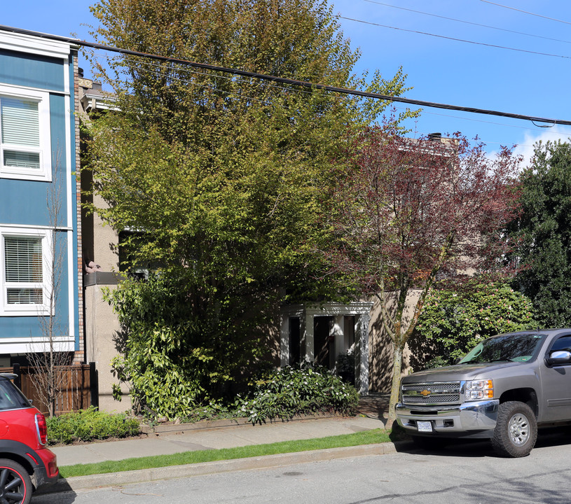 Acacia Mews in Vancouver, BC - Building Photo