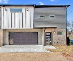 1210 W 4th St in North Little Rock, AR - Building Photo