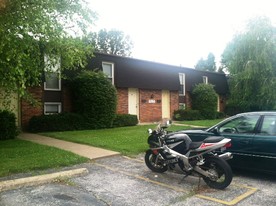 717 White Oak Dr Apartments