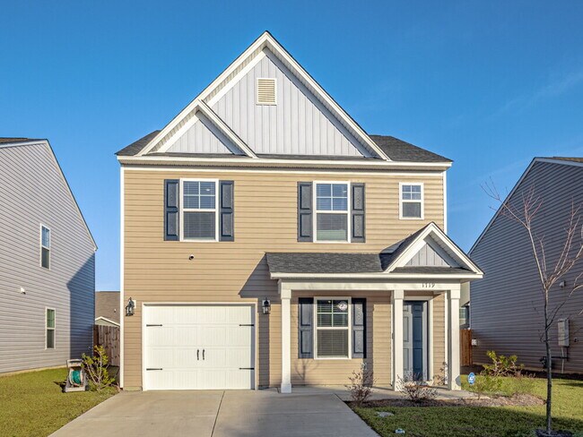 1719 Camazay Dr in Sumter, SC - Building Photo - Building Photo