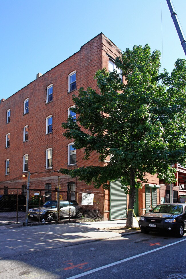 215 Pacific St in Brooklyn, NY - Building Photo - Building Photo