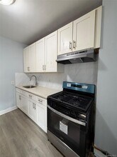4 Ritters Ln in Yonkers, NY - Building Photo - Building Photo