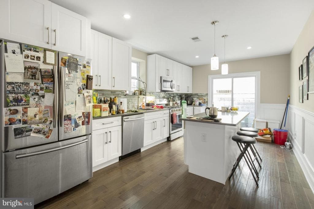 1702 S 16th St in Philadelphia, PA - Building Photo