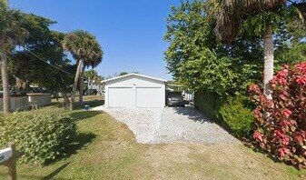 189 Lewis St in Edgewater, FL - Building Photo