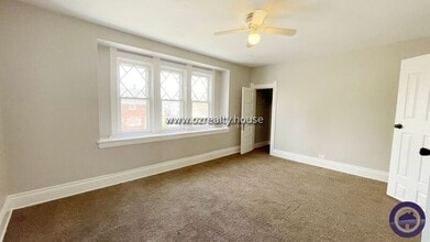 2824 Chestnut St in Toledo, OH - Building Photo - Building Photo