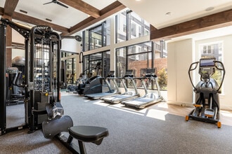 NOVEL Scott's Addition by Crescent Communities in Richmond, VA - Foto de edificio - Building Photo