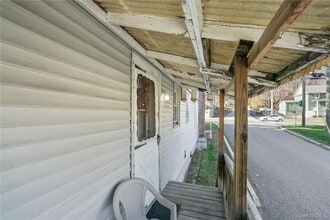 4 Montgomery Rd in Highlands, NY - Building Photo - Building Photo