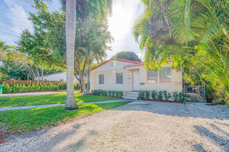 2440 SW 19th Ave in Miami, FL - Building Photo - Building Photo