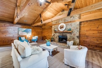 107 N Craig Rd in Prosper, TX - Foto de edificio - Building Photo