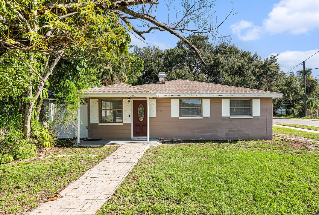 4301 W Arch St in Tampa, FL - Building Photo