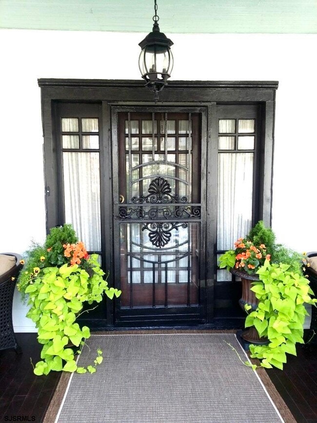 property at 24 S Vassar Square