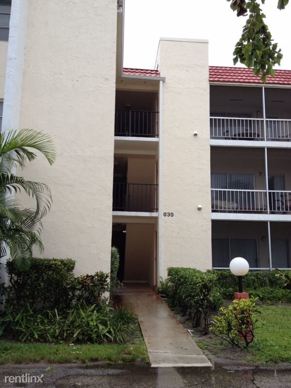 630 NW 13th St in Boca Raton, FL - Building Photo - Building Photo