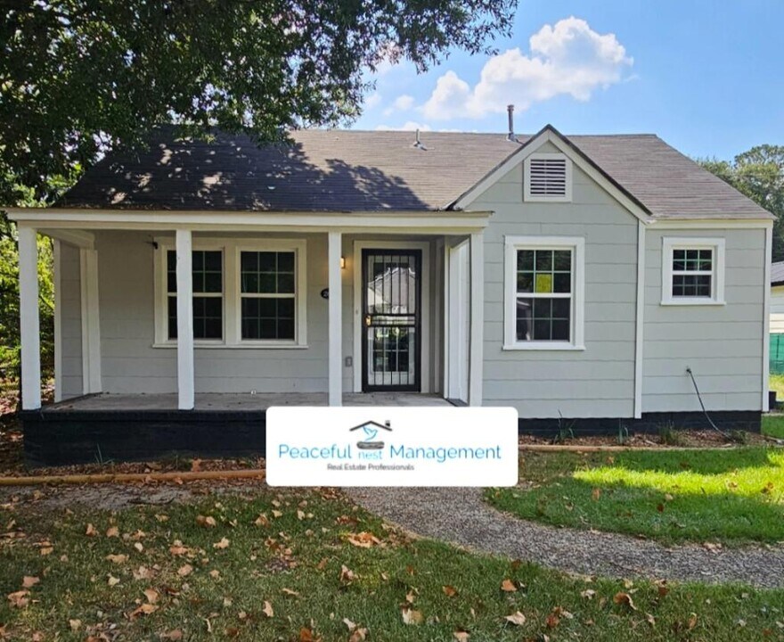 2602 Garden Dr in Columbus, GA - Foto de edificio