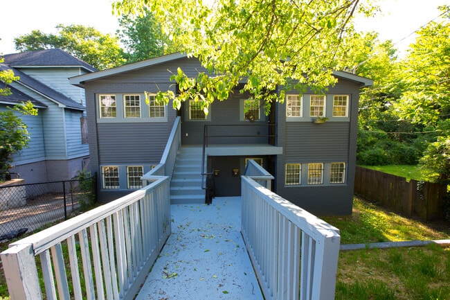 361 Joseph E. Lowery Blvd NW, Unit 4d in Atlanta, GA - Foto de edificio - Building Photo