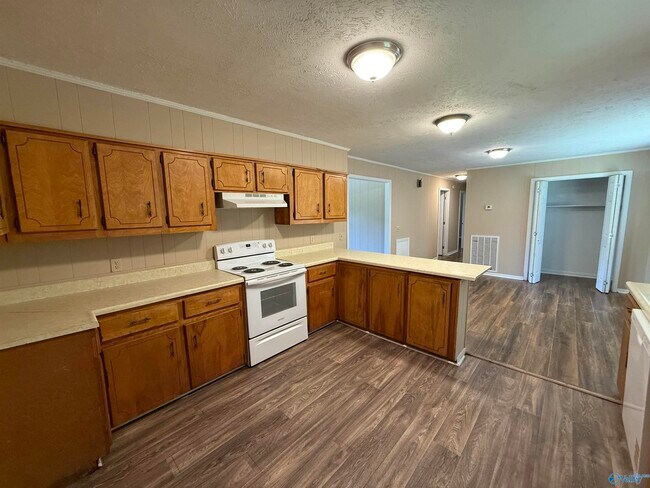 58 Floyd Dr in Grant, AL - Building Photo - Building Photo