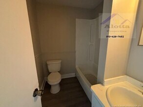 5114 Paul Peel Pl in Hope Mills, NC - Building Photo - Building Photo