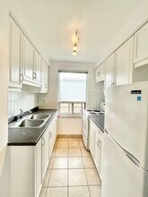 67 Lake Shore Dr in Toronto, ON - Building Photo - Building Photo