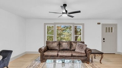 175 Brindalene Dr in Jasper, TN - Building Photo - Building Photo