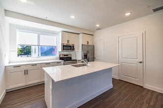 The Addison in Palmetto Bay | Townhomes in Palmetto Bay, FL - Building Photo - Interior Photo