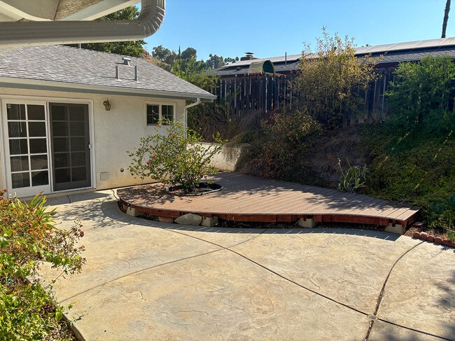 property at 2950 Berkeley Rd