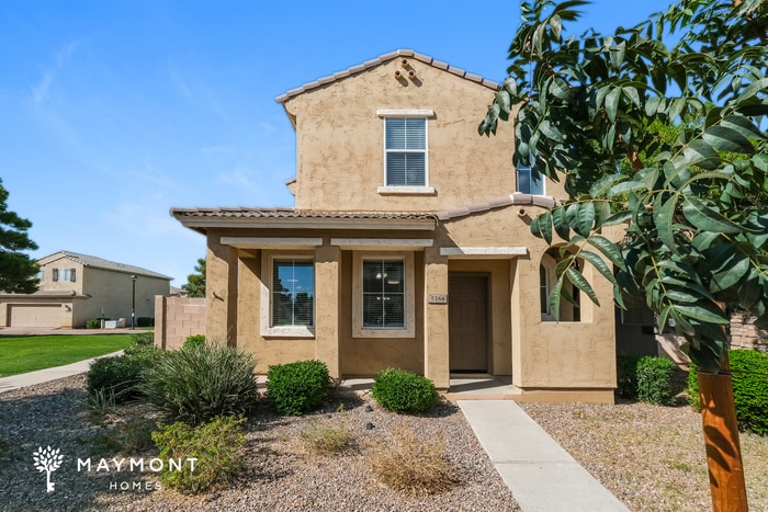 5166 W Illini St in Phoenix, AZ - Foto de edificio