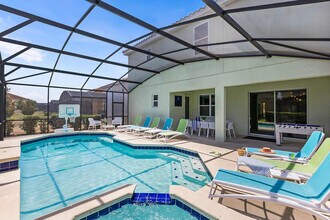 6042 Broad Oak Dr in Davenport, FL - Building Photo - Building Photo