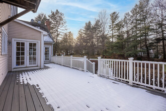 7 Wheeler Gate in Westport, CT - Foto de edificio - Building Photo