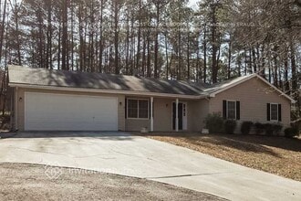 845 Rambling Rose Ct NW in Conyers, GA - Building Photo - Building Photo