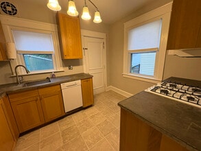 1441 Lawrence Rd in Havertown, PA - Building Photo - Building Photo