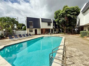 5555 Ludlam Rd in Miami, FL - Building Photo - Building Photo