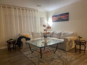 4416 Dreux Ave in New Orleans, LA - Foto de edificio - Building Photo