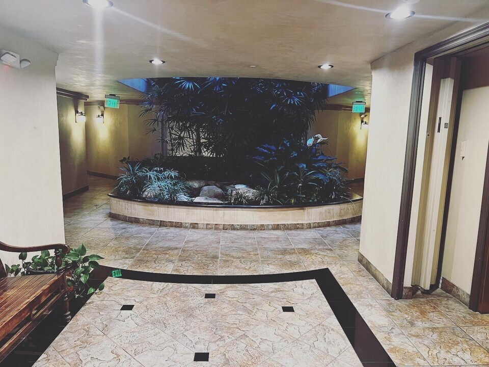 1255 Federal Ave in Los Angeles, CA - Building Photo