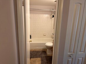 1010 N Central Ave in Baltimore, MD - Foto de edificio - Building Photo