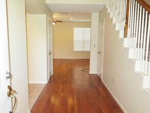 12506 N Ashford Villa Ln in Houston, TX - Foto de edificio - Building Photo