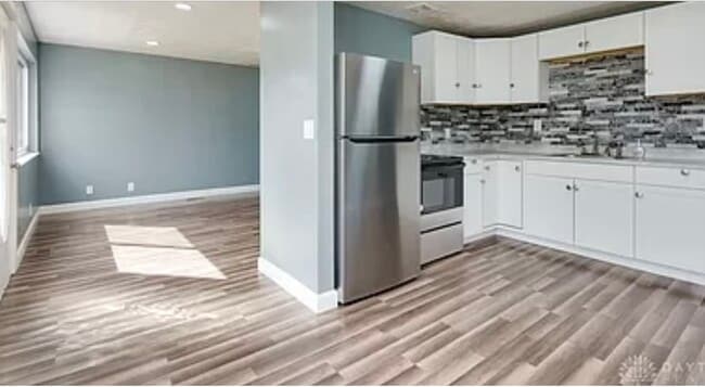 1621 Linnbrook Dr in Dayton, OH - Building Photo - Building Photo