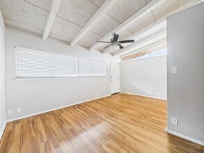 2404 Longview St in Austin, TX - Building Photo - Building Photo
