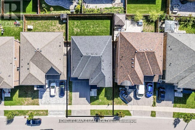 118 Lorne Thomas Pl in New Tecumseth, ON - Building Photo - Building Photo