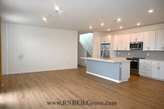 8357 Luan Wy in Elk Grove, CA - Building Photo - Building Photo