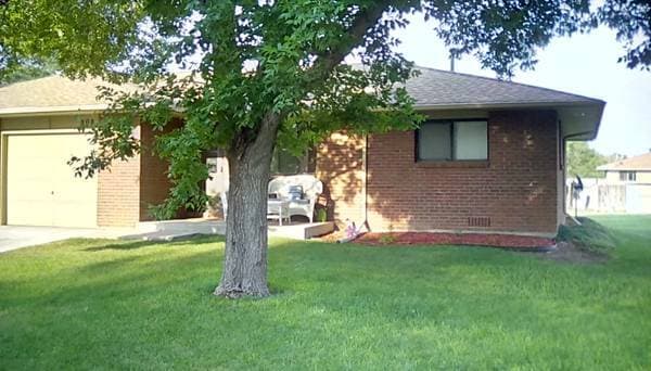 property at 804 Horizon Ave