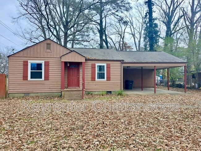 property at 718 Woodvale Ave