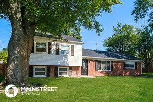 875 Maple Dr in Greenfield, IN - Building Photo