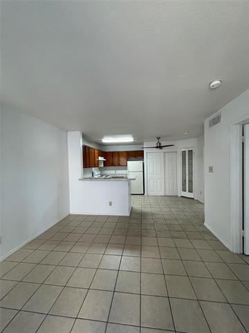 6108 Abrams Rd in Dallas, TX - Building Photo