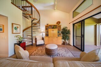 50 Puu Anoano St in Lahaina, HI - Building Photo - Building Photo