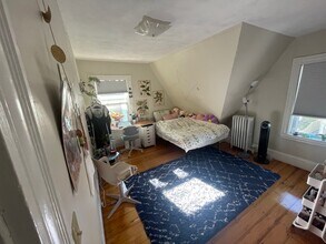 14 Fairmount St, Unit 0 in Medford, MA - Building Photo - Building Photo