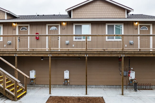 Westwood Garden Apartments in Arcata, CA - Foto de edificio - Building Photo